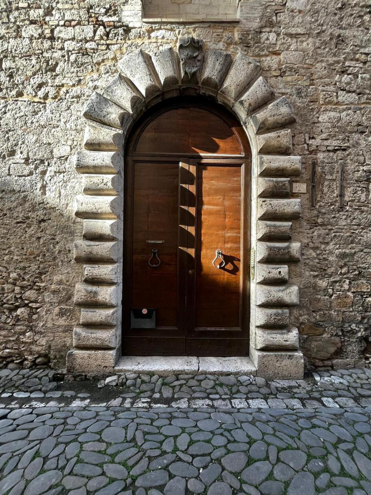 Hotel & Residenza 100 Torri Ascoli Piceno Exterior photo
