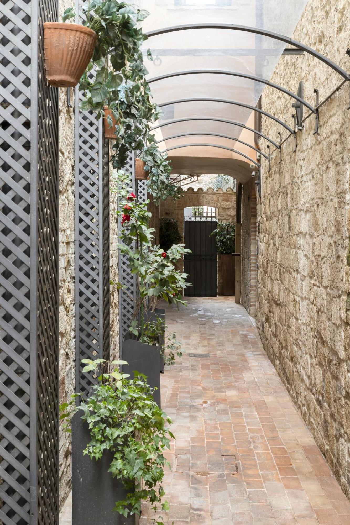 Hotel & Residenza 100 Torri Ascoli Piceno Exterior photo
