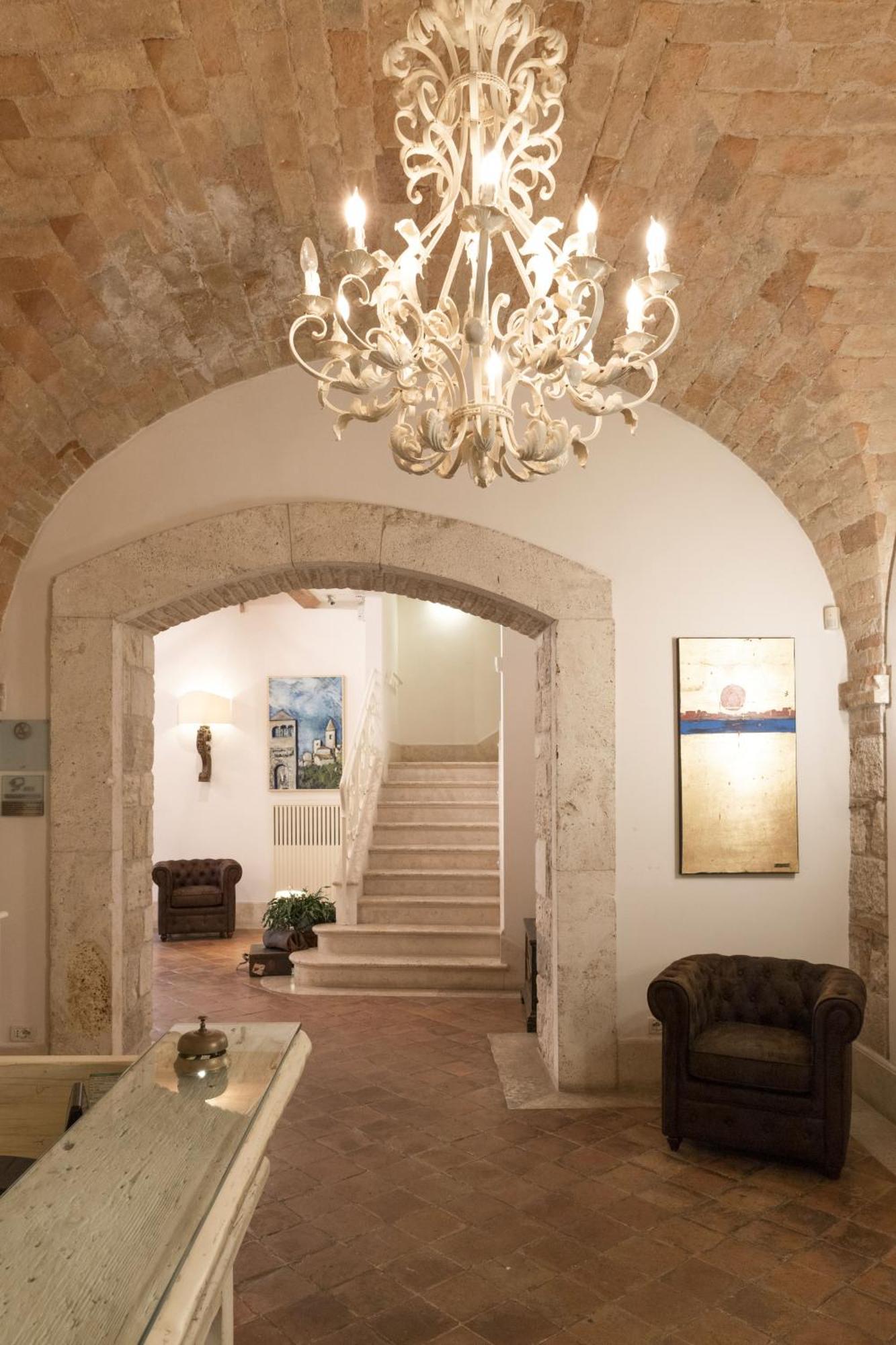 Hotel & Residenza 100 Torri Ascoli Piceno Exterior photo