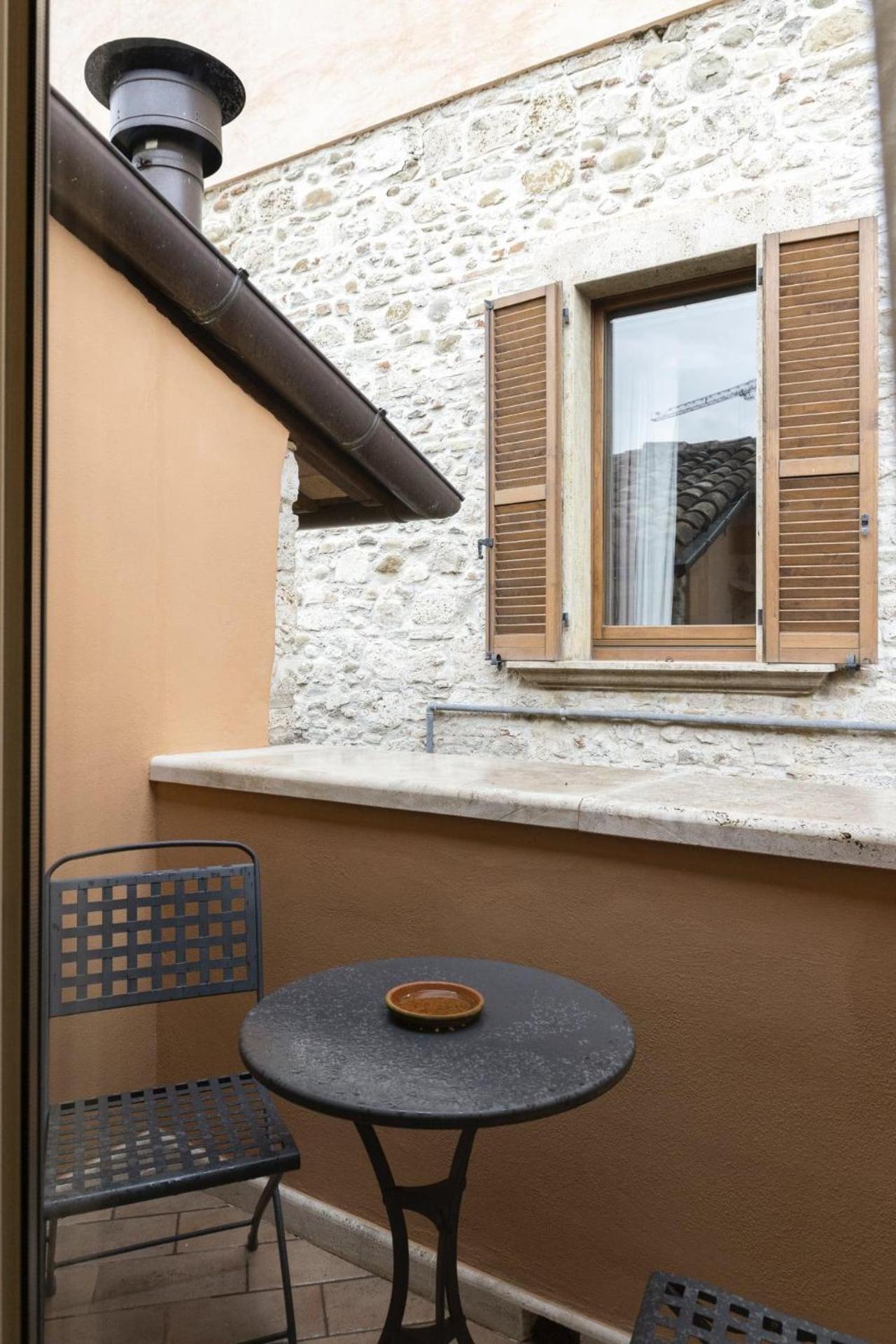 Hotel & Residenza 100 Torri Ascoli Piceno Exterior photo
