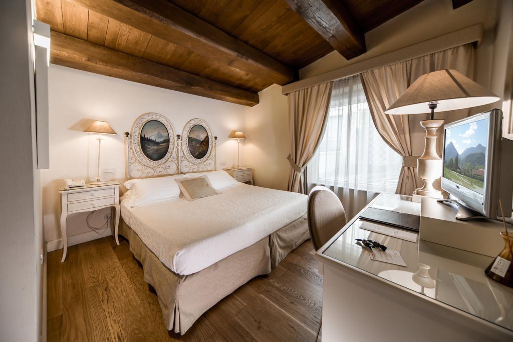 Hotel & Residenza 100 Torri Ascoli Piceno Exterior photo