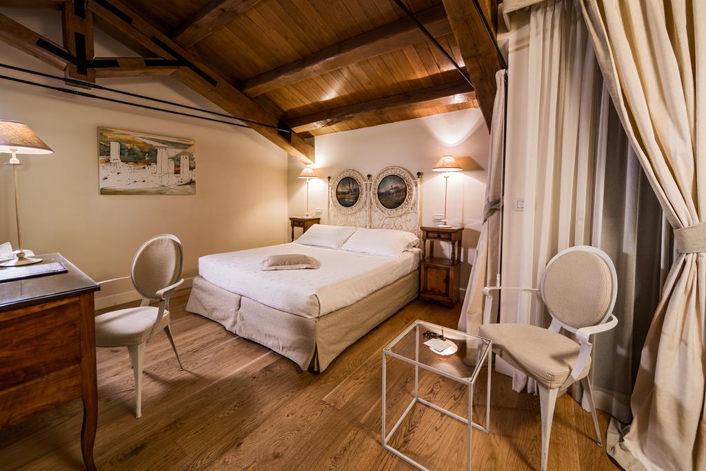 Hotel & Residenza 100 Torri Ascoli Piceno Exterior photo